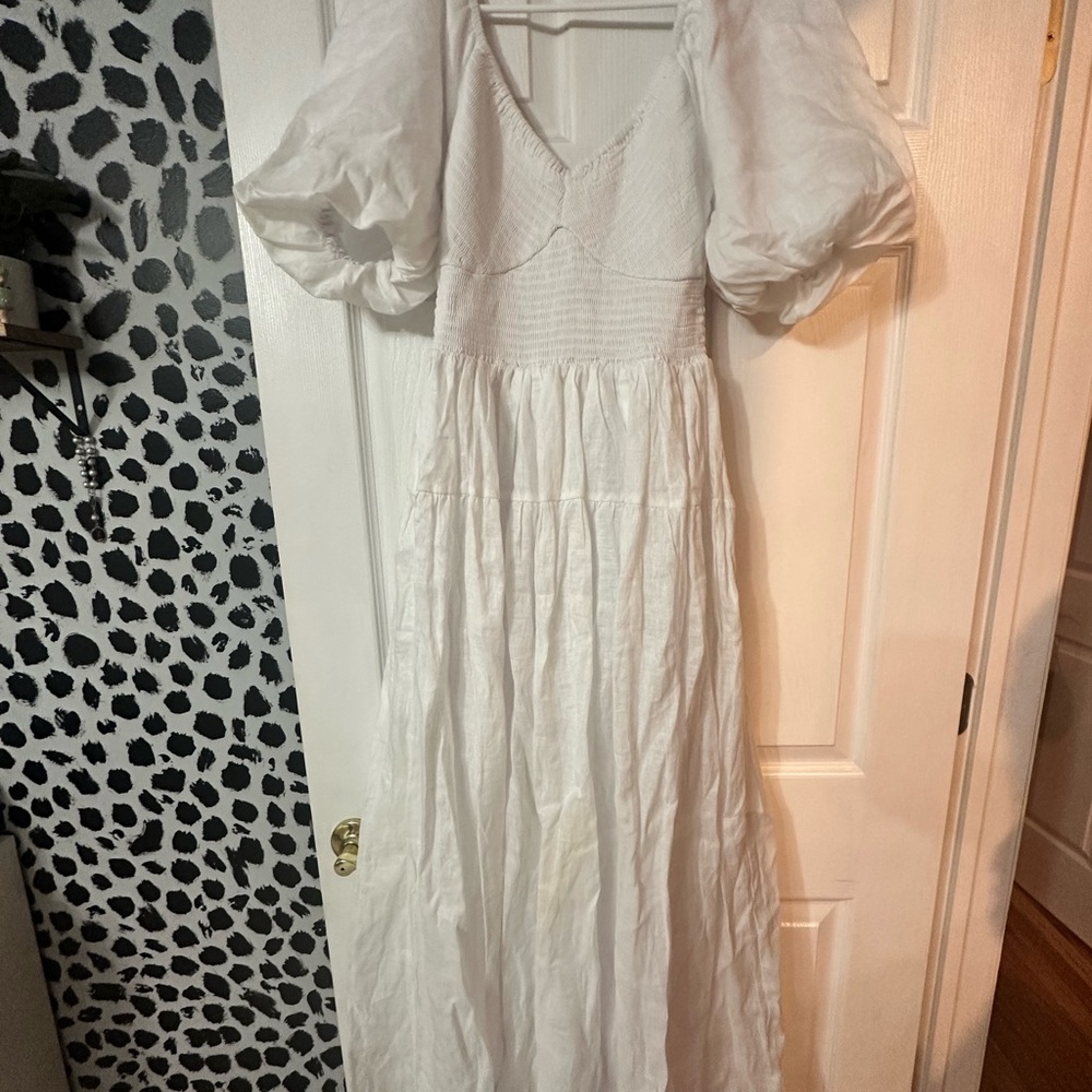 White Puff Sleeve Dress